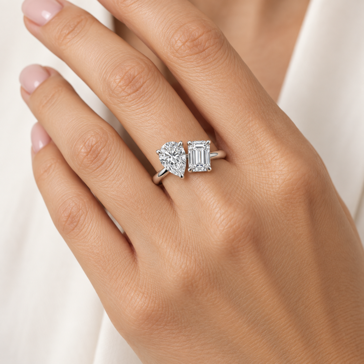 [metal:white-gold] Amara Ring Setting — on hand — illustrative design render