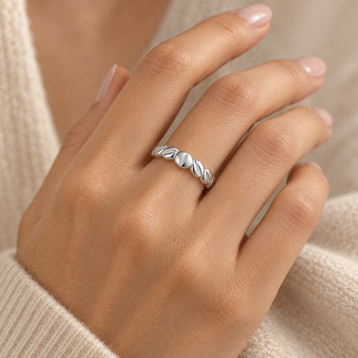 [metal:white-gold] Alysienne Lozenge Band — worn — Same design shown worn [catalog-v4]