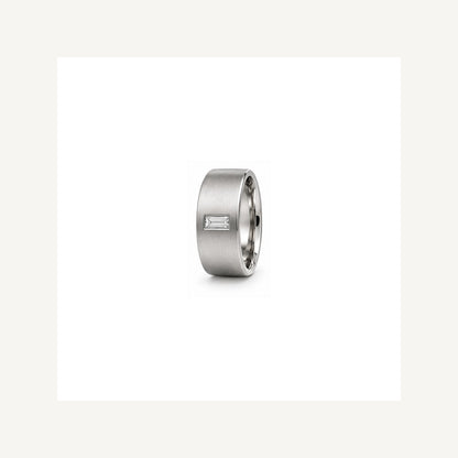 [metal:white-gold] Fabian Baguette Diamond Band — white gold detail — illustrative catalogue render