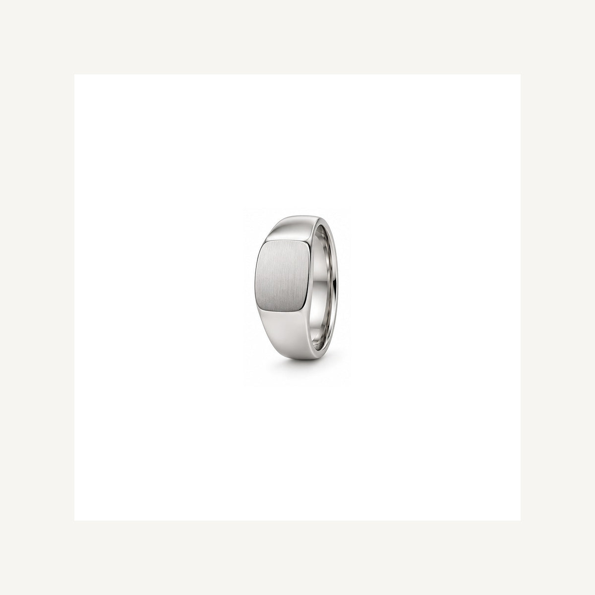 [metal:white-gold] Maximilian Signet Band — white gold detail — illustrative catalogue render